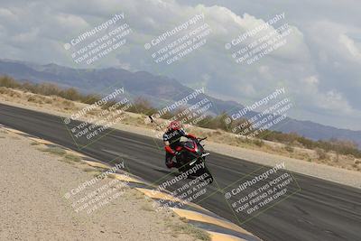 media/May-05-2025-Moto Forza (Mon) [[3c1838c5e5]]/3-C Group/Session 2 (Turn 7 Inside)/